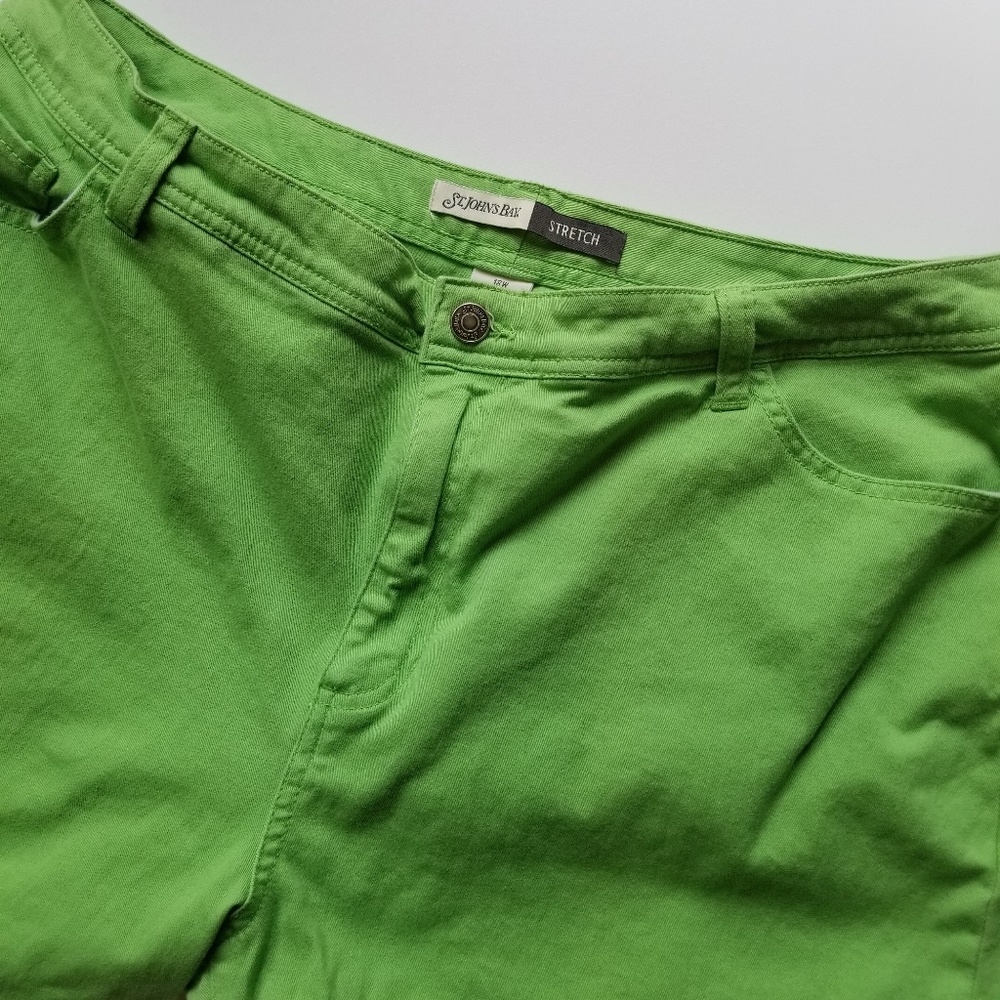 Lime Green St. Johns Bay 18W Stretch Capri